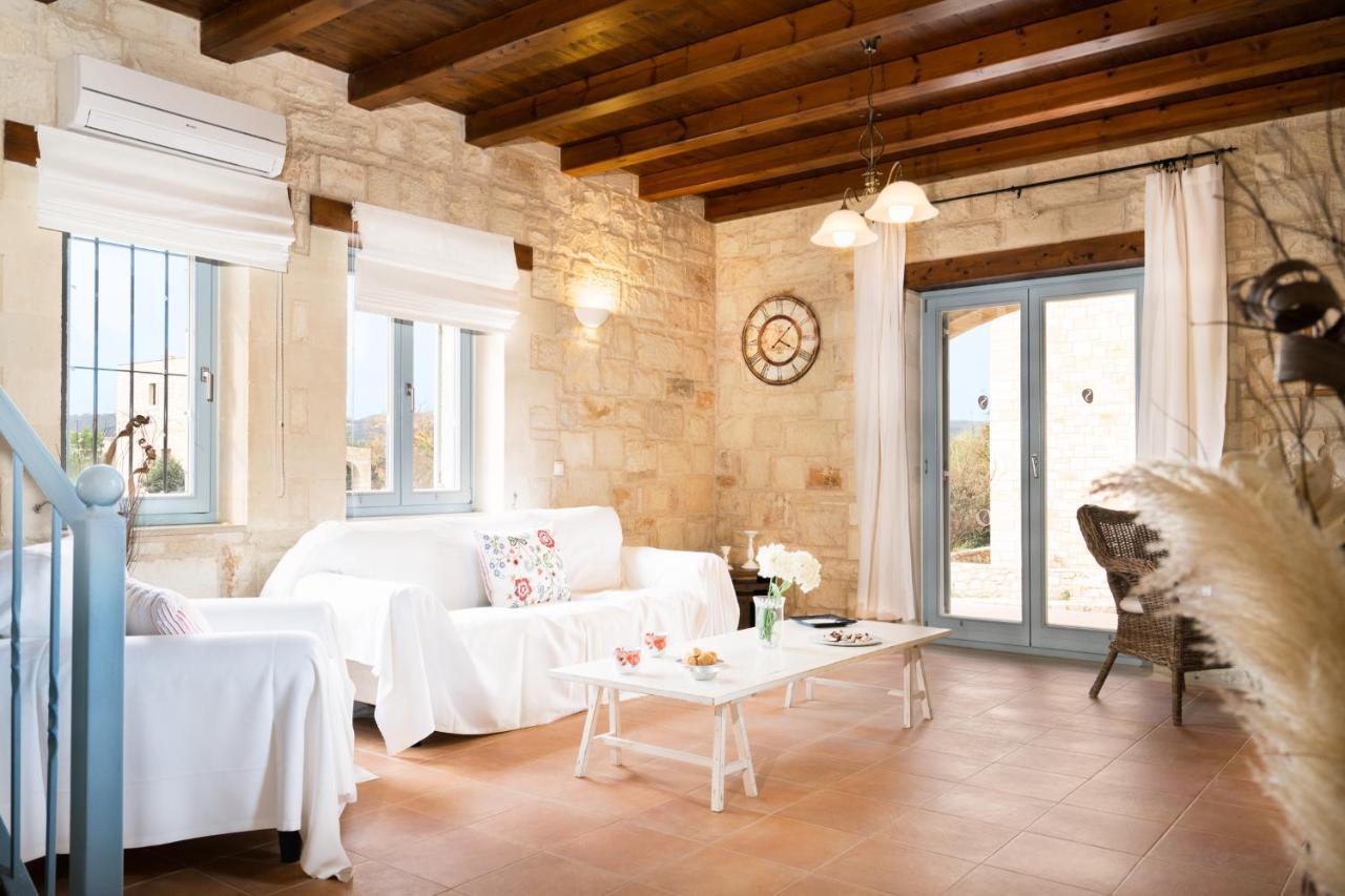 Beachfront Villa Turquoise With Private Pool, Bbq And Ping Pong Table خانيا المظهر الخارجي الصورة