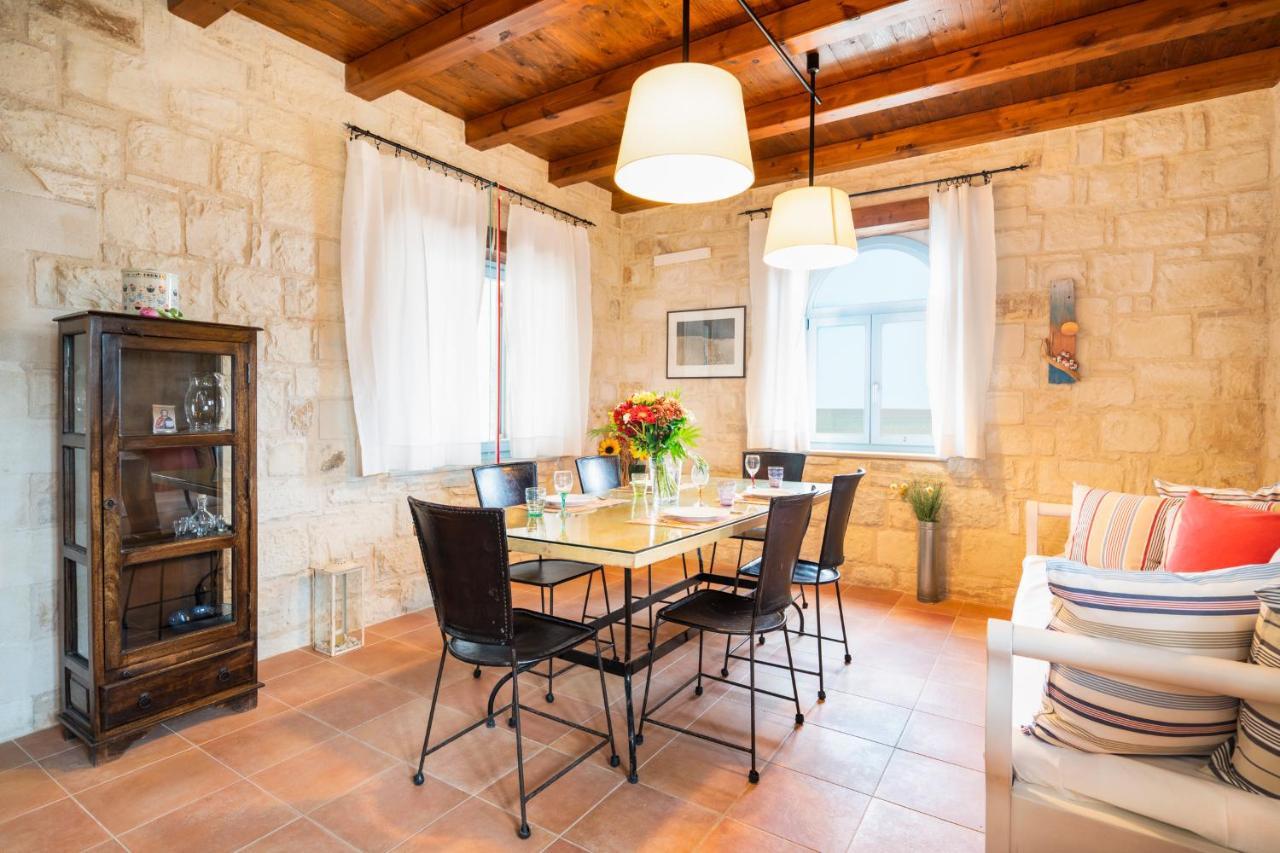 Beachfront Villa Turquoise With Private Pool, Bbq And Ping Pong Table خانيا المظهر الخارجي الصورة