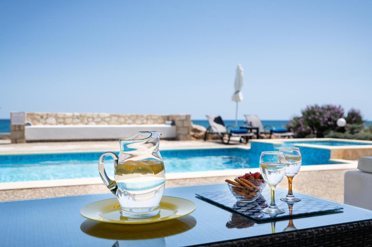Beachfront Villa Turquoise With Private Pool, Bbq And Ping Pong Table خانيا المظهر الخارجي الصورة